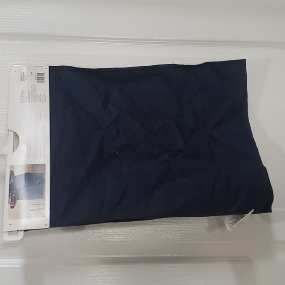 Studio 3B Table Runner NWT Dark Navy Blue - Picture 6 of 6